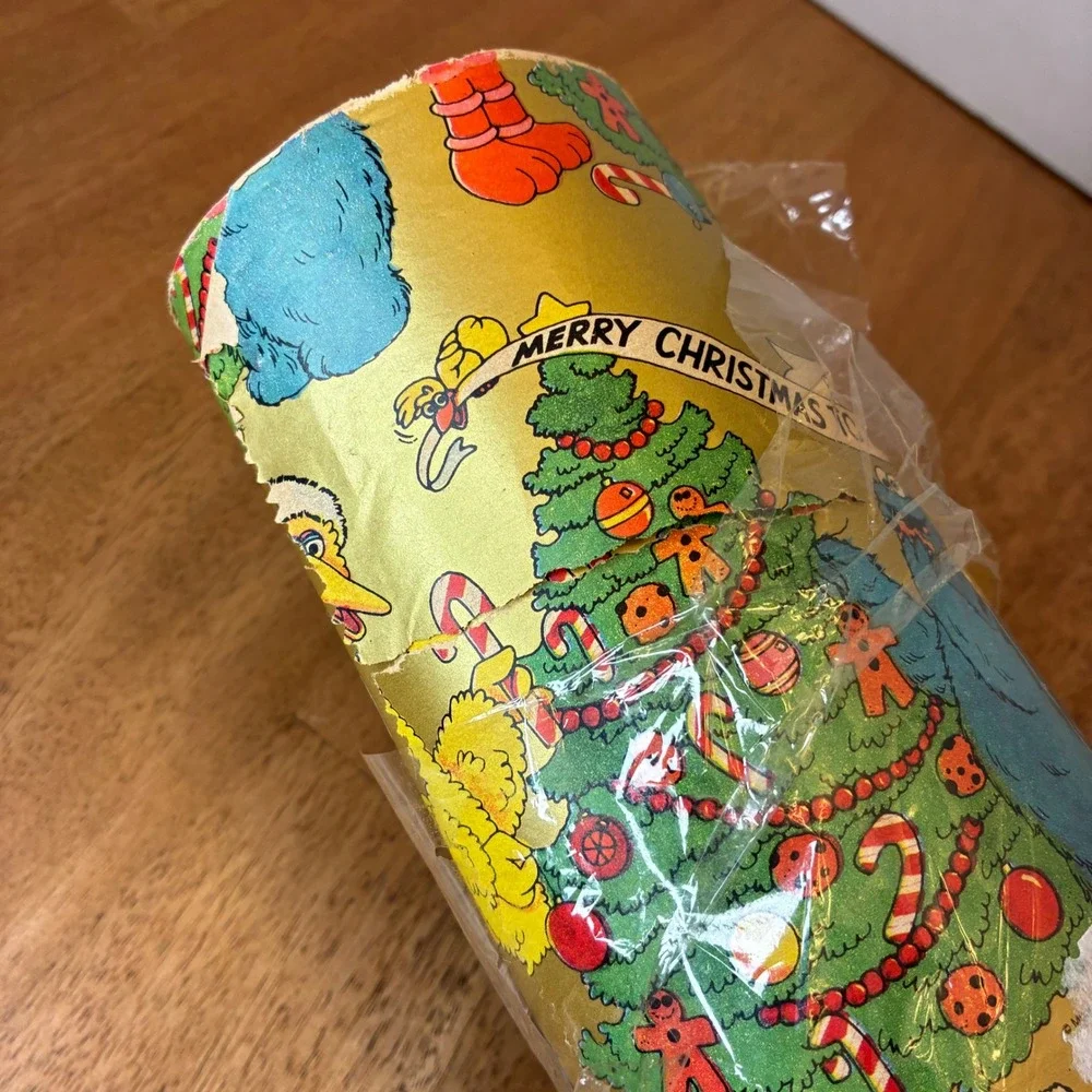 Vintage Sesame Street Christmas Wrapping Paper 24ft Gold Big Bird Cookie Monster